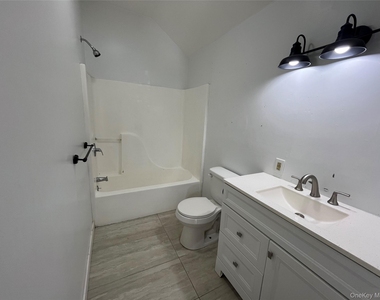 2694 Route 9w - Photo Thumbnail 1
