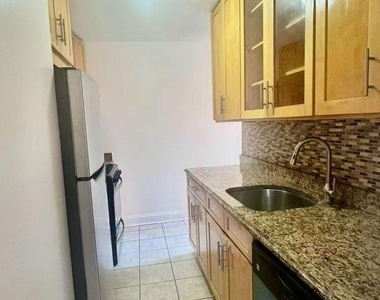14133 78th Avenue - Photo Thumbnail 3