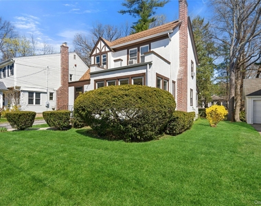 5 Burbury Lane - Photo Thumbnail 2