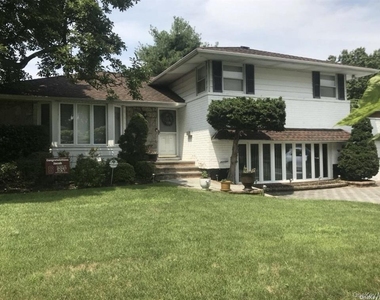 30 Michael Road - Photo Thumbnail 1