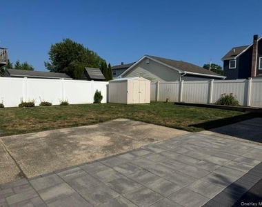 2656 Cedar Lane - Photo Thumbnail 19