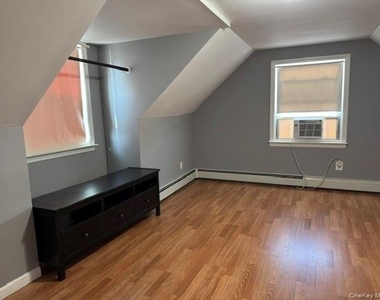 2656 Cedar Lane - Photo Thumbnail 15