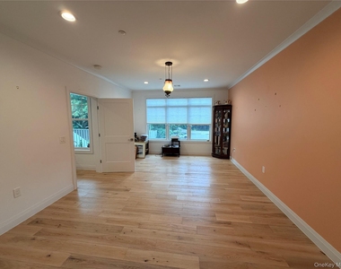 17205 Aspenwood Drive - Photo Thumbnail 11