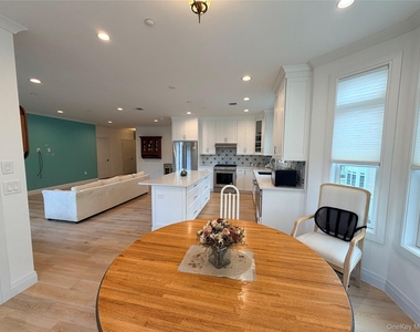 17205 Aspenwood Drive - Photo Thumbnail 16