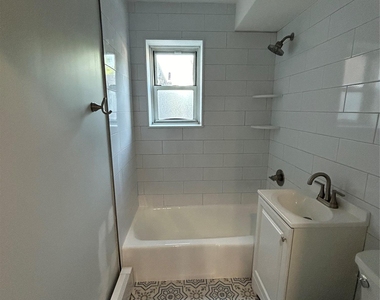 153 Sixth Avenue - Photo Thumbnail 3