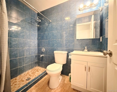61 North Street - Photo Thumbnail 4