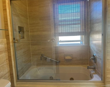 2936 Curtis Street - Photo Thumbnail 10