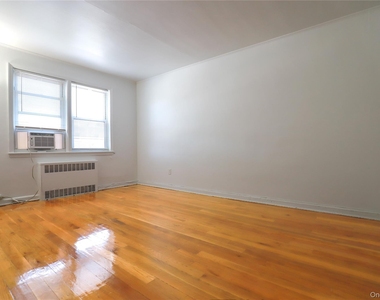 69-26 174th Street - Photo Thumbnail 10