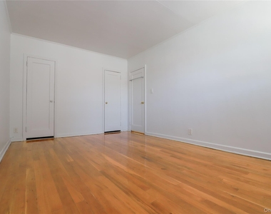 69-26 174th Street - Photo Thumbnail 9