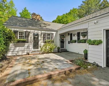 194 W Neck Road - Photo Thumbnail 1