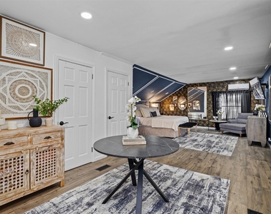 194 W Neck Road - Photo Thumbnail 9
