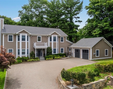 312 West Street - Photo Thumbnail 2