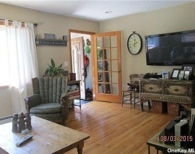 6 Dawes Avenue - Photo Thumbnail 1
