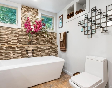 13 Kings Point Lane - Photo Thumbnail 25