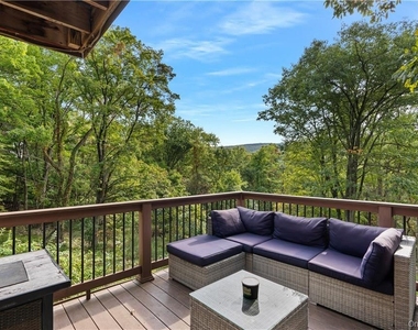 13 Kings Point Lane - Photo Thumbnail 5