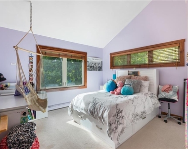 13 Kings Point Lane - Photo Thumbnail 20