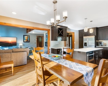 13 Kings Point Lane - Photo Thumbnail 12