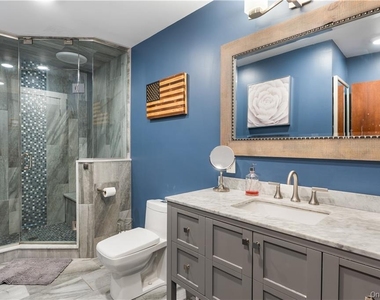 13 Kings Point Lane - Photo Thumbnail 17