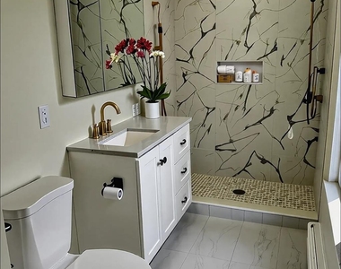 71 Lenox Avenue - Photo Thumbnail 15