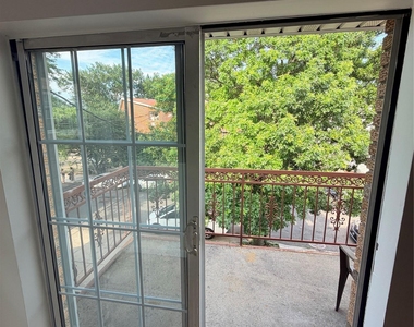 8418 129th Street - Photo Thumbnail 5