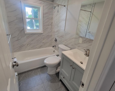 23 Tuthill Street - Photo Thumbnail 7