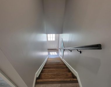 23 Tuthill Street - Photo Thumbnail 9