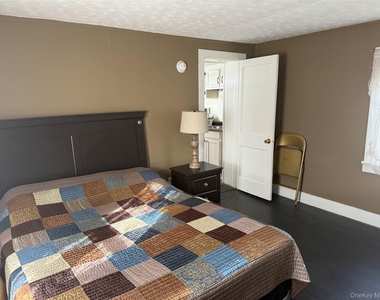 6 Glenmere Avenue - Photo Thumbnail 7