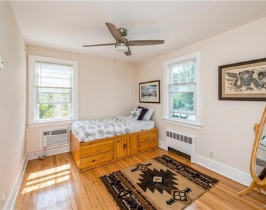 73 Rosedale Avenue - Photo Thumbnail 11
