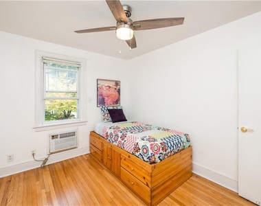 73 Rosedale Avenue - Photo Thumbnail 9