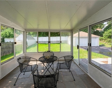 73 Rosedale Avenue - Photo Thumbnail 8
