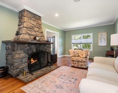 107 Puritan Drive - Photo Thumbnail 14