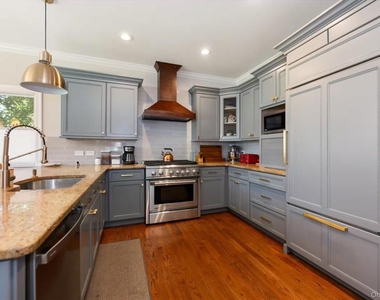 107 Puritan Drive - Photo Thumbnail 7