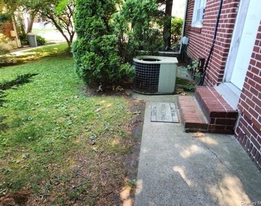 213-15 33rd Road - Photo Thumbnail 13