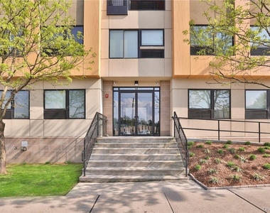 68 Lake Street - Photo Thumbnail 29