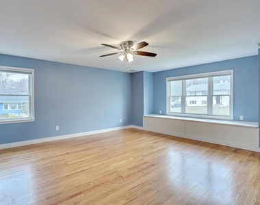 6 Hemlock Lane - Photo Thumbnail 17