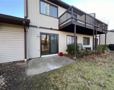 105 Village Road - Photo Thumbnail 12