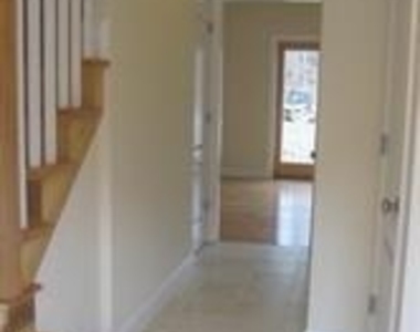 714 Saw Mill River Road - Photo Thumbnail 3