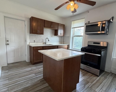 26 Kinloch Avenue - Photo Thumbnail 3