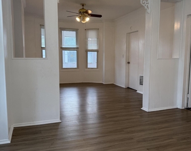 26 Kinloch Avenue - Photo Thumbnail 12