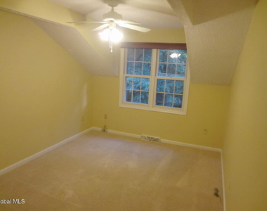 4007 Chaucer Place - Photo Thumbnail 23