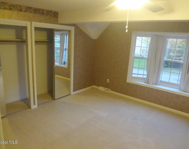 4007 Chaucer Place - Photo Thumbnail 33