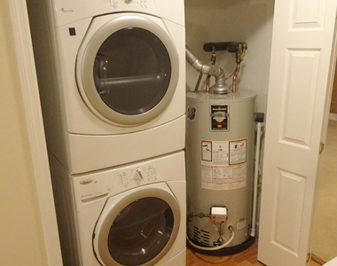 4007 Chaucer Place - Photo Thumbnail 46