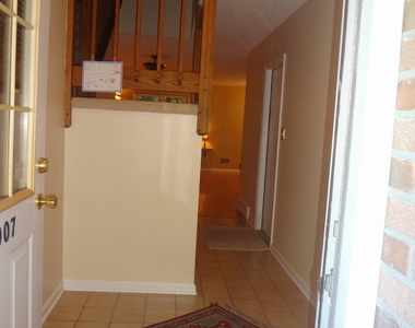 4007 Chaucer Place - Photo Thumbnail 4