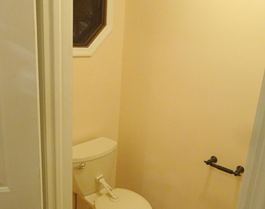 4007 Chaucer Place - Photo Thumbnail 7