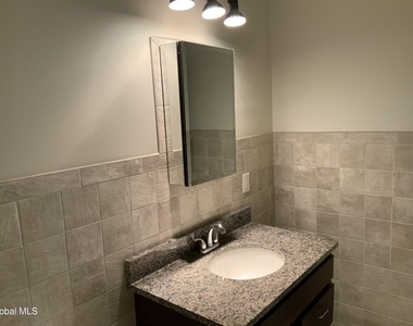 733 Broadway - Photo Thumbnail 17