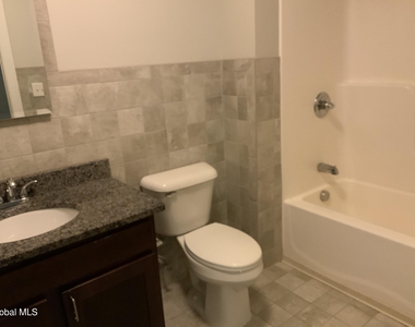 733 Broadway - Photo Thumbnail 15