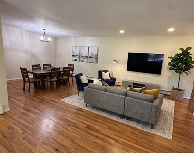 50 Deanna Drive - Photo Thumbnail 7