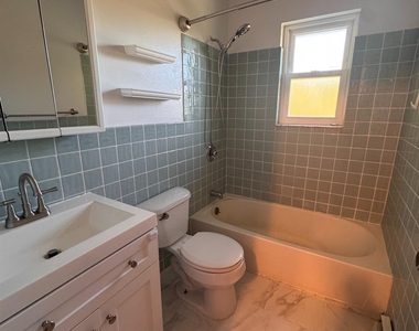 50 Deanna Drive - Photo Thumbnail 5