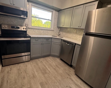 50 Deanna Drive - Photo Thumbnail 6
