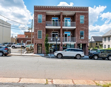 21 Station Place - Photo Thumbnail 1